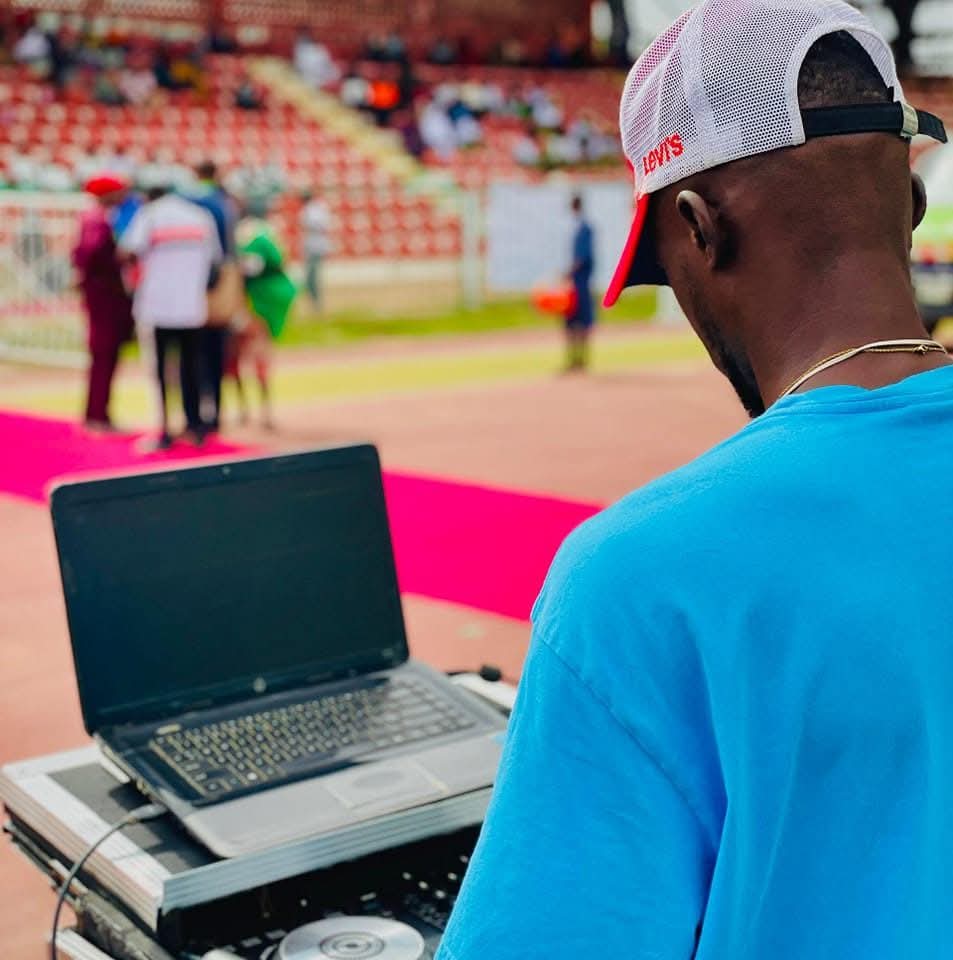 DJ BORIX ENTERTAINMENT provider