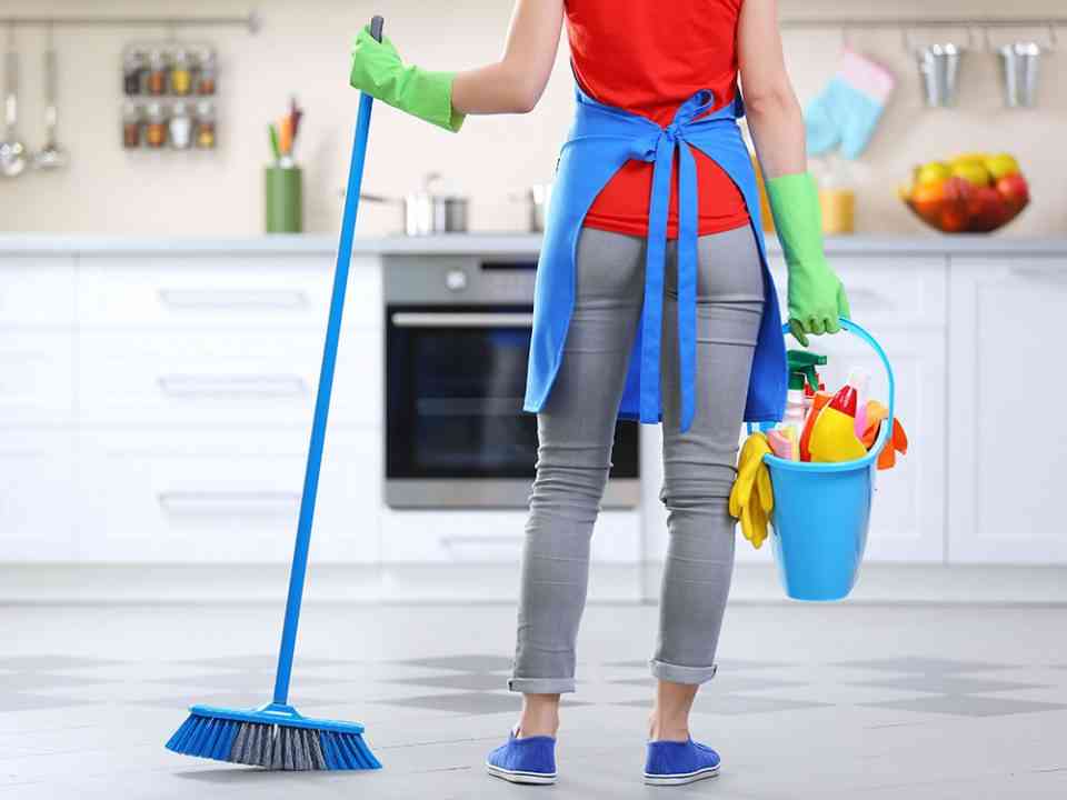 Professional Home Cleaning picture
