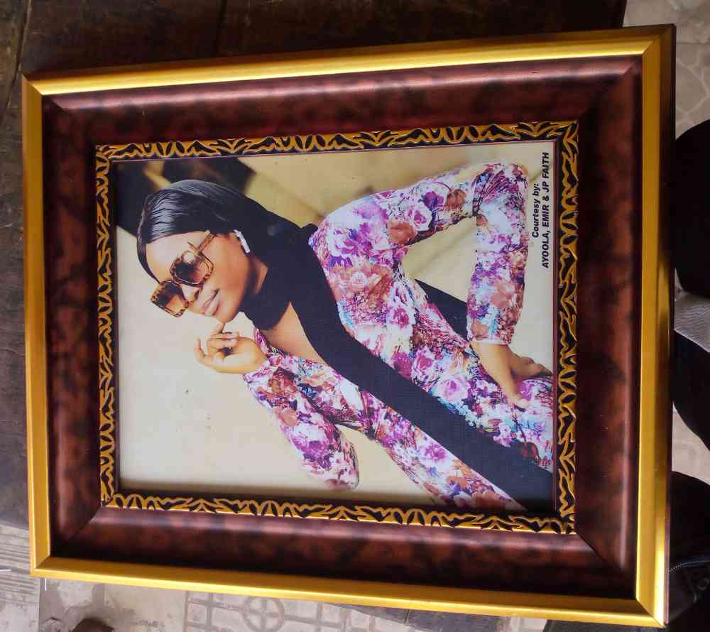 Tiwah's frame picture
