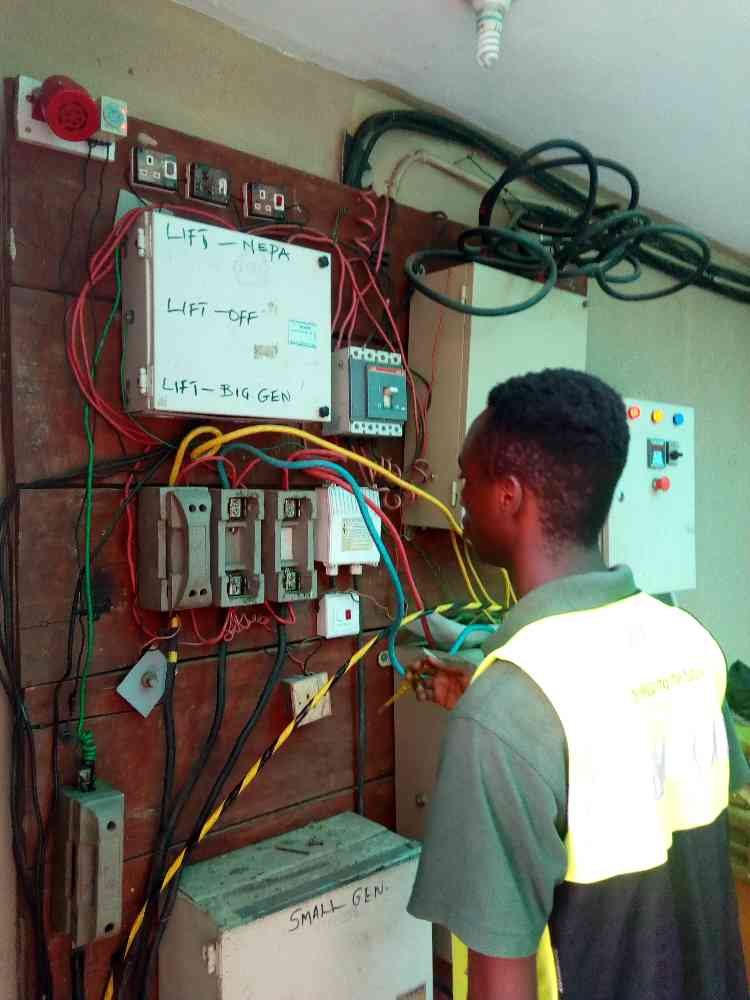 AJ-Tech electrical services picture