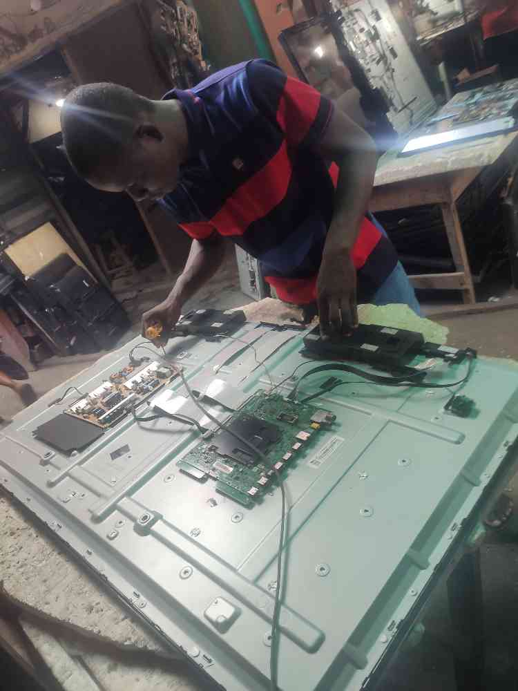 Samsung smart television TV repair at affordable prices
