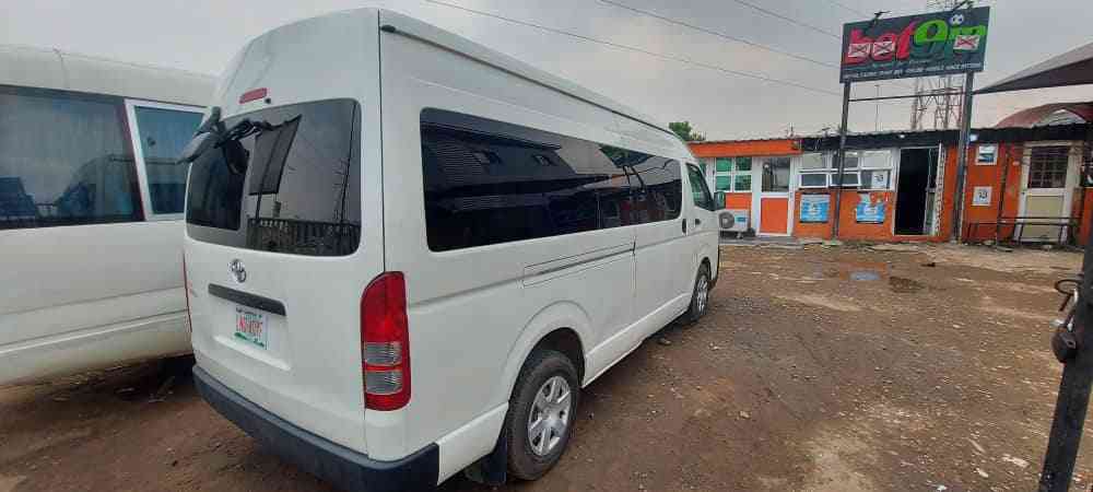 hiring a coastal bus,hilux,prado,Prado, haice bus,luxurious pick up and chauffeur