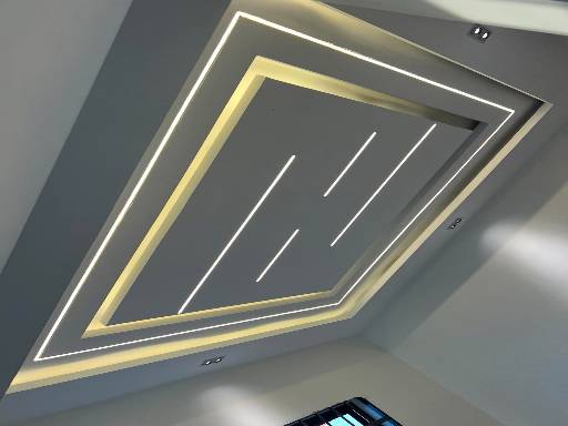 p o p ceiling and gypsum Board installer picture