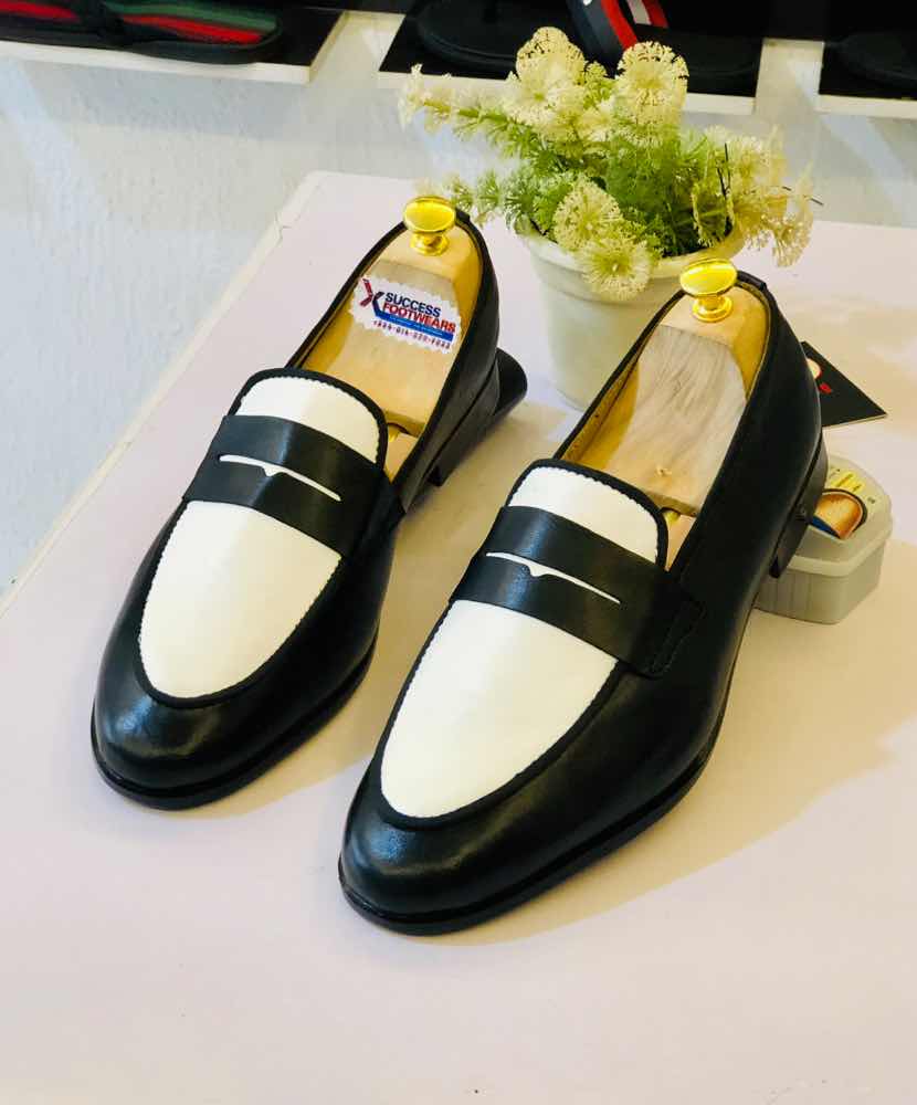 SUCCESS FOOTWEARS