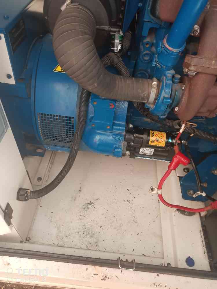 KELVIN GENERATOR