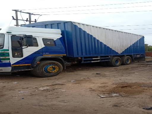 Movers picture