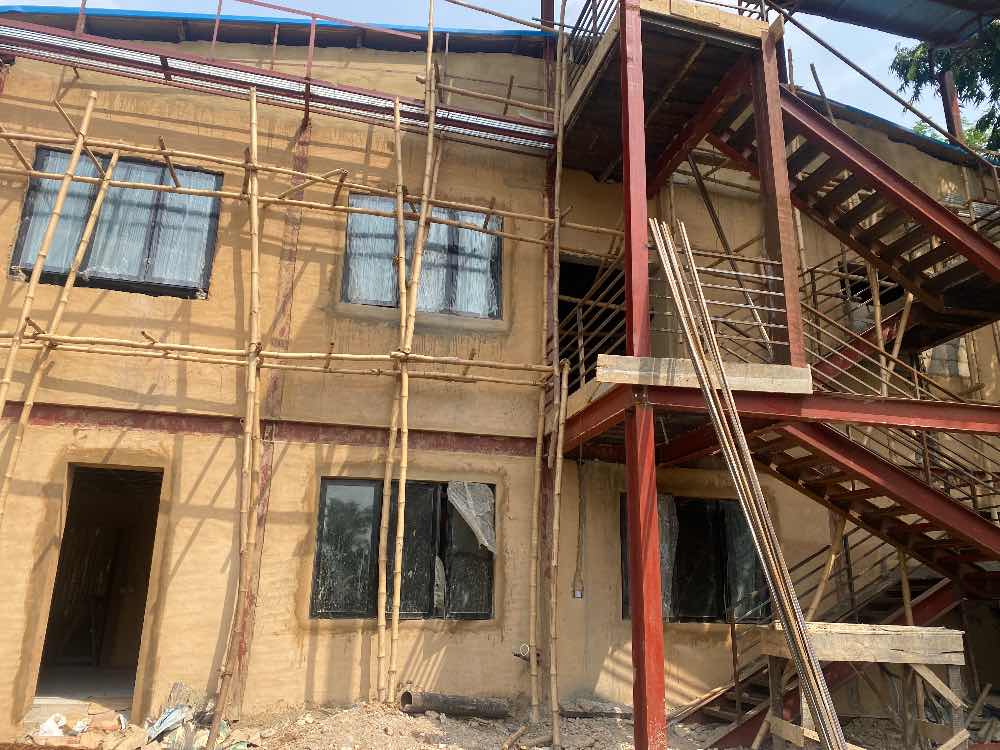 ZeeLux Aluminium Fabricator