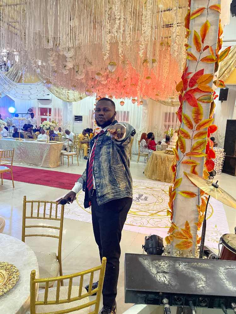 Classic and Professional Mc & Comedian