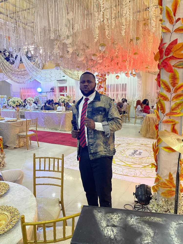 Classic and Professional Mc & Comedian