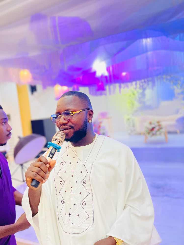 Classic and Professional Mc & Comedian