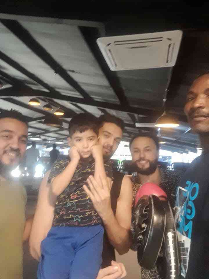 Ehilight boxing Academy RC: 3031309.