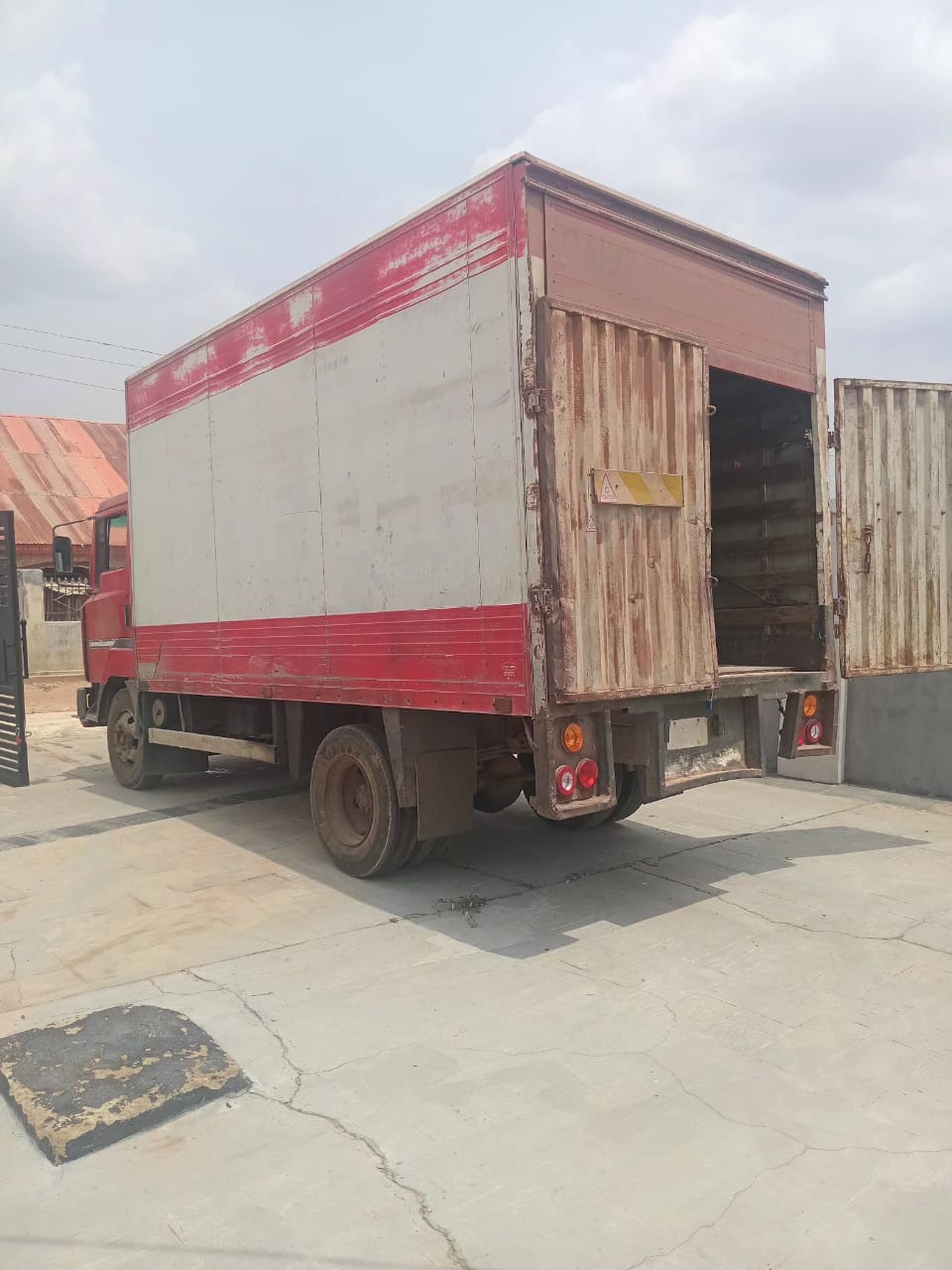 Affordable Truck with Chiwen