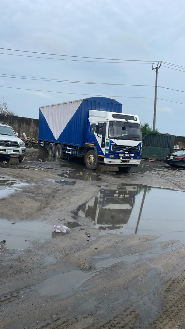 affordable truck for hire picture
