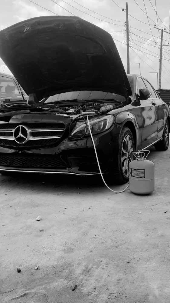 ADE’S AUTO CARE