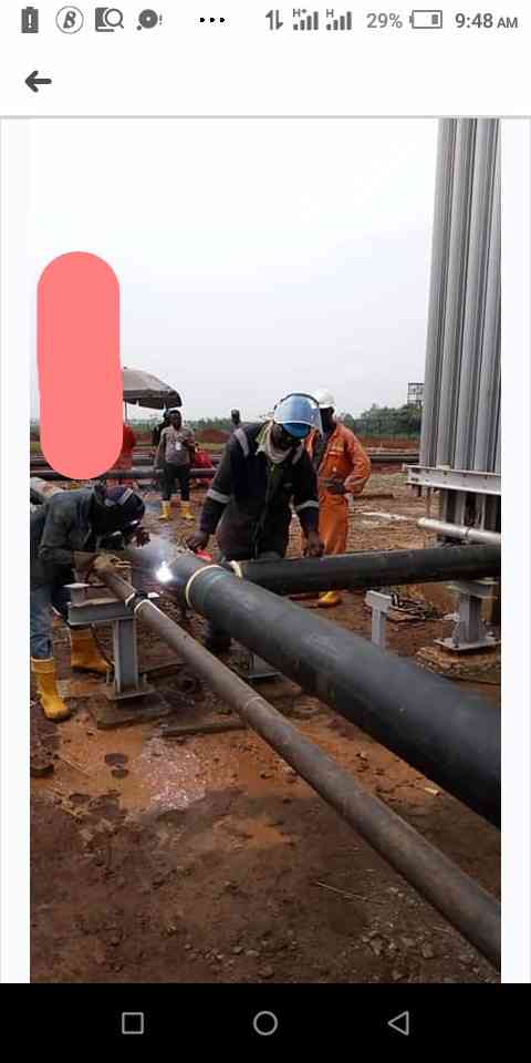 welder and gas cuttings picture